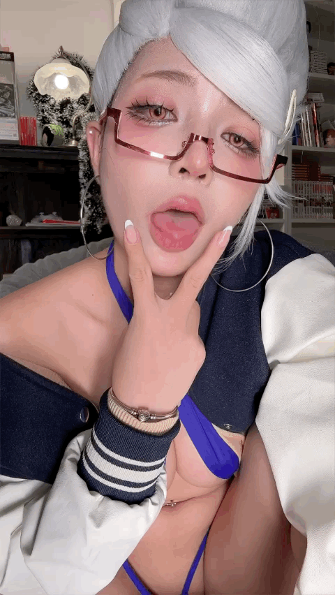 17469497632423.gif