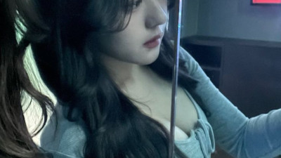 귀엽게생겼넹
